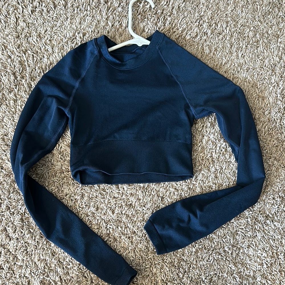 Navy Long Sleeve Crop Top